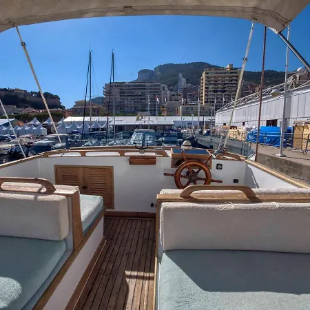 Monte-carlo For Boat Lovers Båthotell