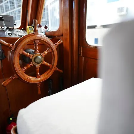 Monte-carlo For Boat Lovers Botel *